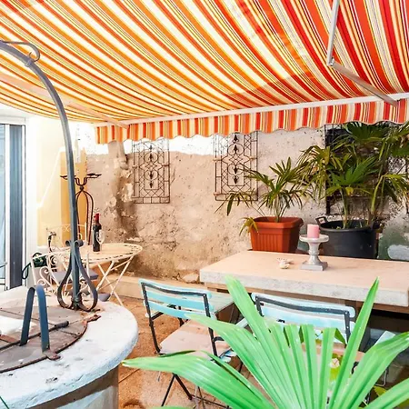 Apartment Wishing Well Garden Rovinj