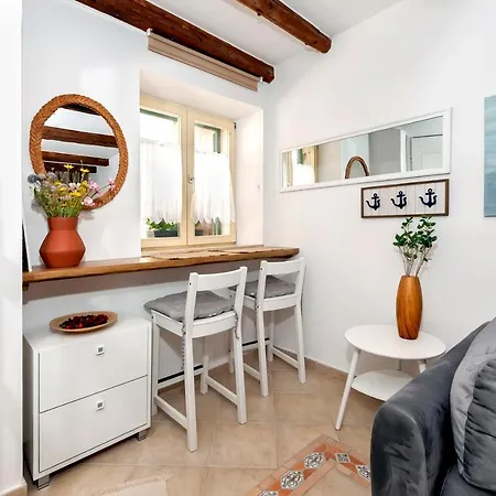 Wishing Well Garden Appartement Rovinj